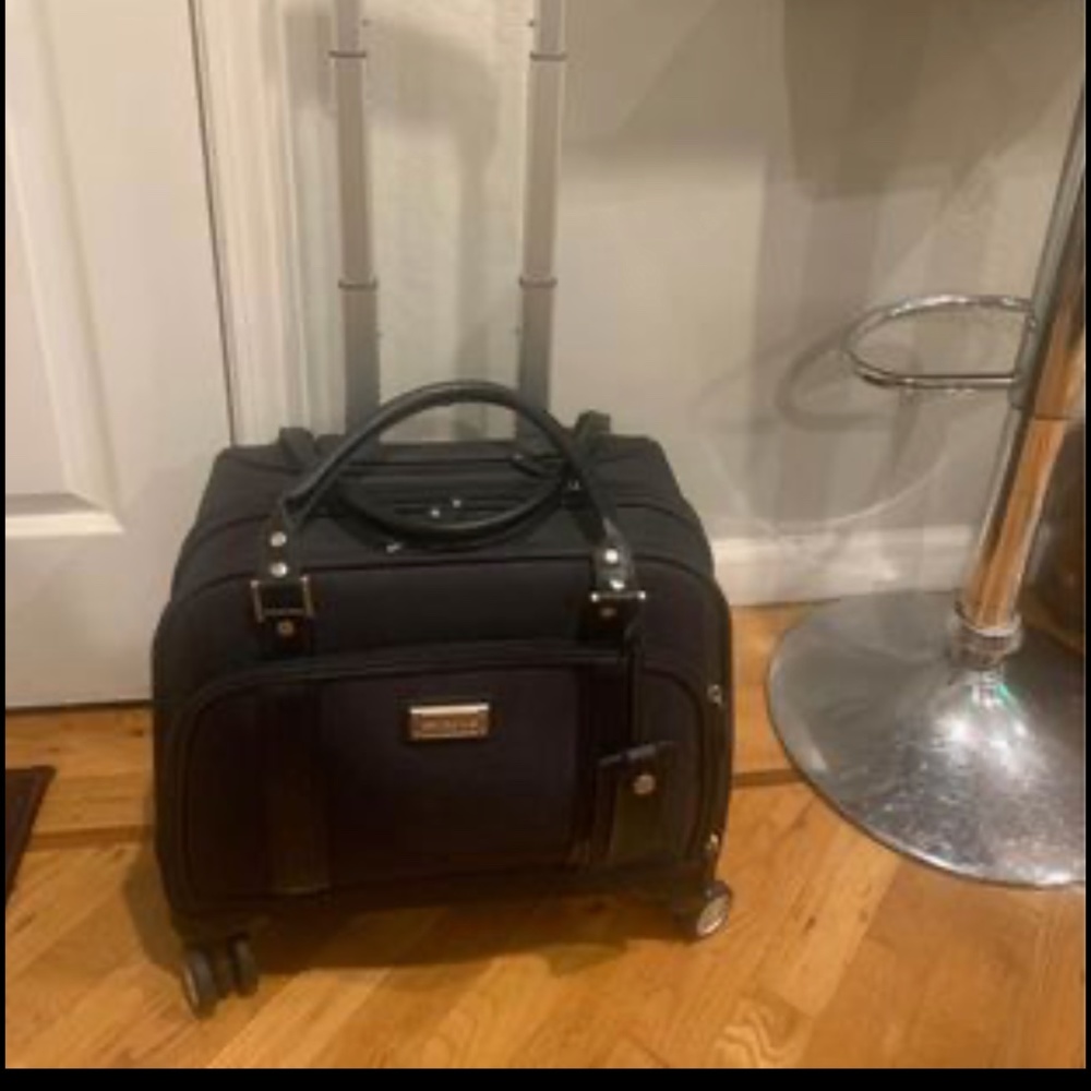 Samsonite Women's Spinner Mobile Office - black